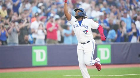 Blue Jays’ Guerrero announces Home Run Derby plans, homers in 2-1 win over Giants